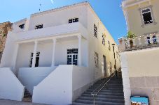 House in Albufeira - Casa dos Tios - Sea View, Beach & Old Town Center